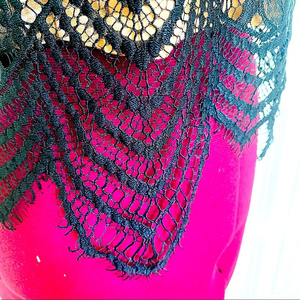 Express Lace Racerback Crop Top. XS. - Picture 7 of 7